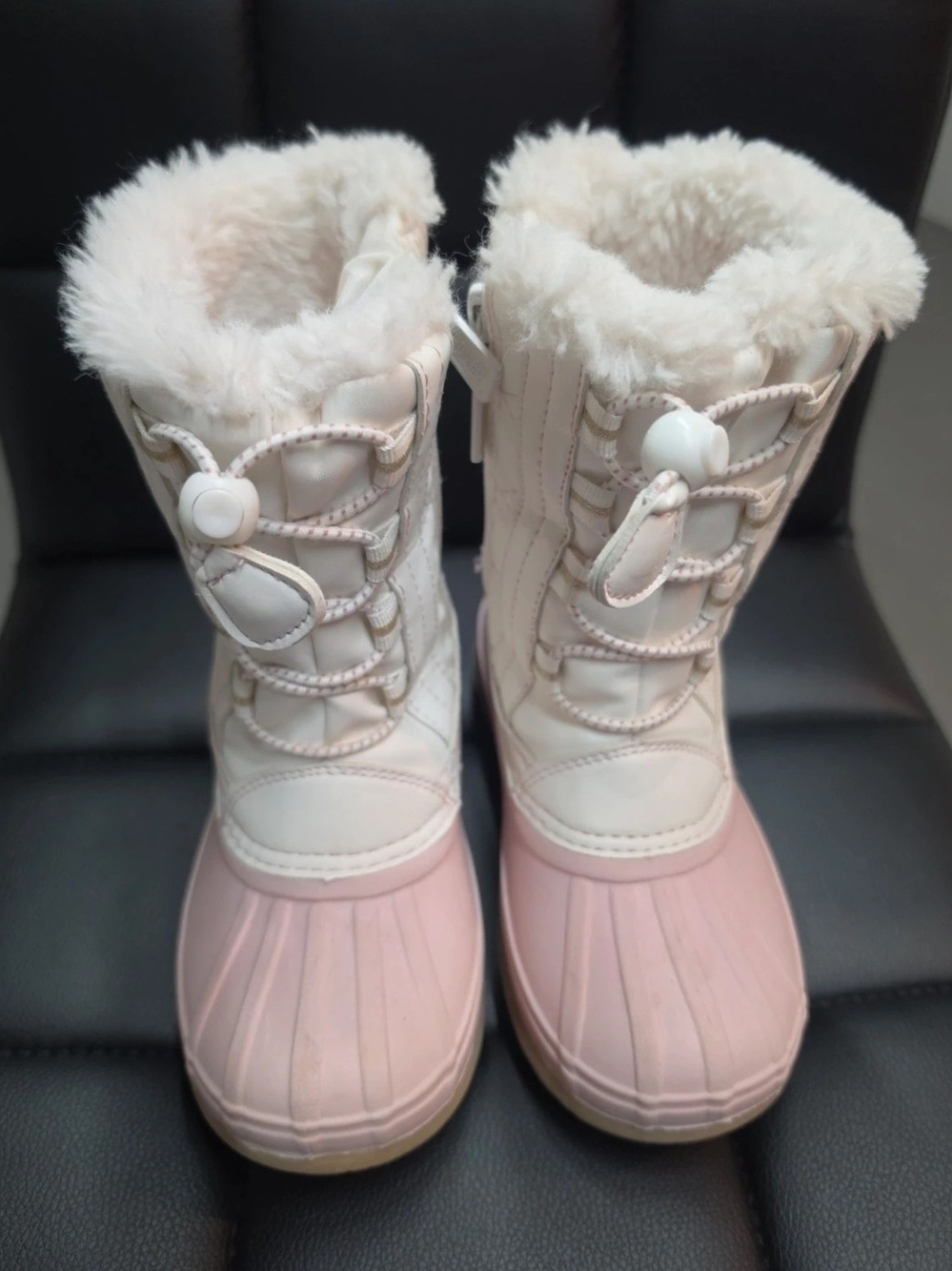 Khombu Kids Pink & White Faux-Fur Winter Boots